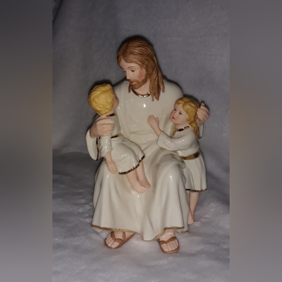 Lenox THE CHILDREN'S BLESSING Figurine Jesus With Boy & Girl Box included - Picture 12 of 12